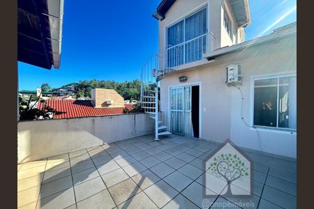 14_photo/9527385a53.98319c766f537efd-ATLAS-87a7542e-7e2c-4acb-98ef-838ef8a3d1d3.jpg de casa à venda com 4 quartos, 218m² em Trindade, Florianópolis