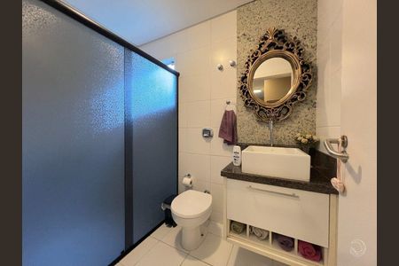 17_photo/9527385ad3.f2ed236aecaa8a04-ATLAS-250df70c-20a7-4b7e-80e0-b62fcd5e46b6.jpg de casa à venda com 4 quartos, 240m² em Trindade, Florianópolis