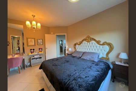 25_photo/9527385ad3.f2ed236aecaa8a04-ATLAS-475f9989-c2b3-4667-8540-2ae0359fcea3.jpg de casa à venda com 4 quartos, 240m² em Trindade, Florianópolis