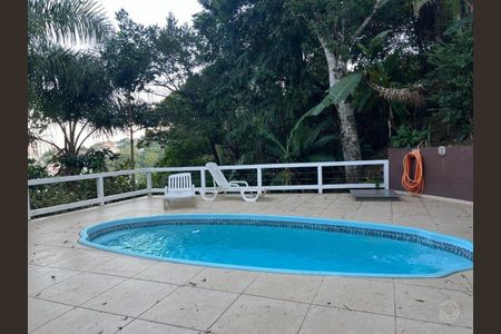 23_photo/9527385ad3.f2ed236aecaa8a04-ATLAS-5b387611-3d0c-4f3c-9f38-cefd324baaac.jpg de casa à venda com 4 quartos, 240m² em Trindade, Florianópolis