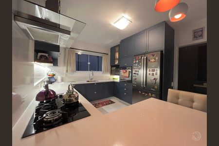 12_photo/9527385ad3.f2ed236aecaa8a04-ATLAS-6b4eec61-c708-4147-8223-3ed2ddb4525c.jpg de casa à venda com 4 quartos, 240m² em Trindade, Florianópolis