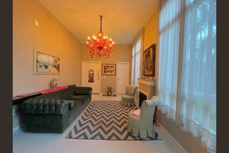 6_photo/9527385ad3.f2ed236aecaa8a04-ATLAS-ead38511-85ad-4f14-b0a1-182a00aa2bb2.jpg de casa à venda com 4 quartos, 240m² em Trindade, Florianópolis