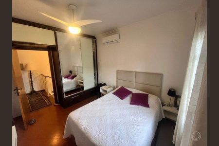 22_photo/9527385b47.1f06494e2e636159-ATLAS-e125b2ed-d098-45e5-8bcf-b0bbbb7e6460.jpg de casa à venda com 3 quartos, 245m² em Trindade, Florianópolis