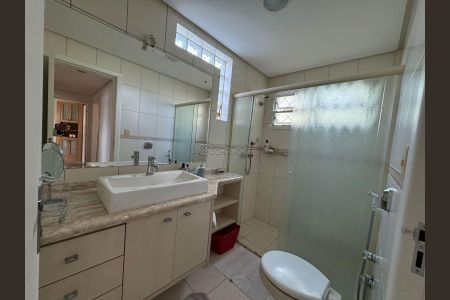 43_photo/9527385b73.f2ed236aecaa8a04-ATLAS-00a9cf12-18e4-4480-88f4-b0846e8c3a6d.jpg de casa à venda com 4 quartos, 257m² em Trindade, Florianópolis