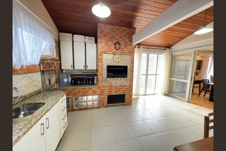 22_photo/9527385b73.f2ed236aecaa8a04-ATLAS-23ce2dd6-a8b1-4d84-a99d-78c1188dd0b3.jpg de casa à venda com 4 quartos, 257m² em Trindade, Florianópolis