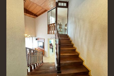 34_photo/9527385b73.f2ed236aecaa8a04-ATLAS-38b6919b-4c46-48b8-80a5-ed93b930542e.jpg de casa à venda com 4 quartos, 257m² em Trindade, Florianópolis