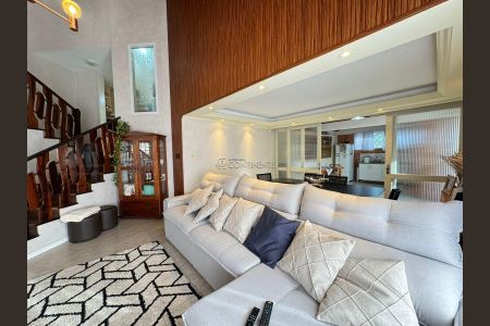 14_photo/9527385b73.f2ed236aecaa8a04-ATLAS-542a198d-6546-48ec-bc08-c2e256afa4d9.jpg de casa à venda com 4 quartos, 257m² em Trindade, Florianópolis