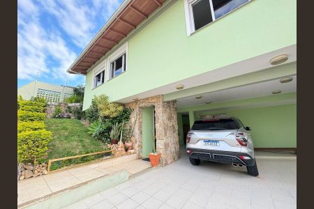 2_photo/9527385b73.f2ed236aecaa8a04-ATLAS-82eefeae-e207-424e-b3d1-3d6775aee89d.jpg de casa à venda com 4 quartos, 257m² em Trindade, Florianópolis