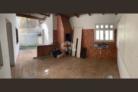 10_photo/9527385b79.fbcd7a2e7ac63d93-ATLAS-edf43cdd-fe8d-4f58-ab4b-57cbc0854e7f.jpg de casa para alugar com 2 quartos, 60m² em Trindade, Florianópolis