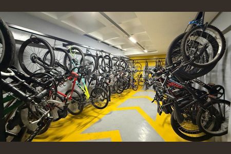 45_photo/9527385b7f.983cfca733436ec1-ATLAS-38cbd54d-0665-4e92-a949-b8ae6f0b4d64.jpg de apartamento à venda com 2 quartos, 63m² em Trindade, Florianópolis