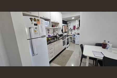 6_photo/9527385b81.5258afb0a1398bcd-ATLAS-e7fe48db-ab37-4596-ba57-d1b7716e3f00.jpg de apartamento à venda com 2 quartos, 63m² em Trindade, Florianópolis