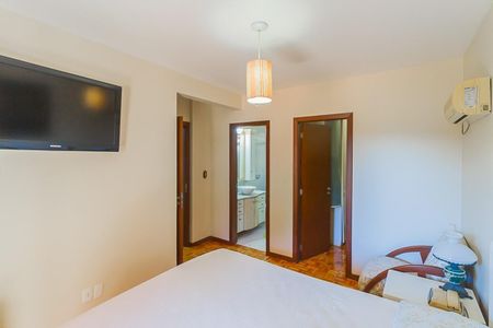 15_photo/9527385c6f.64be89600eea995d-ATLAS-d9793b7f-a3ce-4eb8-b3ea-d56ca52fb84f.jpg de casa à venda com 5 quartos, 235m² em Trindade, Florianópolis