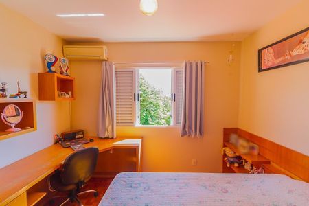 31_photo/9527385c6f.64be89600eea995d-ATLAS-e92a9f49-52cc-46a6-ac9c-7aa19af0e4c3.jpg de casa à venda com 5 quartos, 235m² em Trindade, Florianópolis