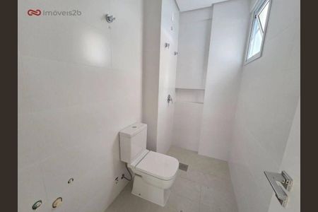 10_photo/9527385c6f.7d81437659a9af55-ATLAS-945fd460-ebd3-44d3-8c3d-ebcfc1d50c2e.jpg de apartamento à venda com 2 quartos, 68m² em Trindade, Florianópolis