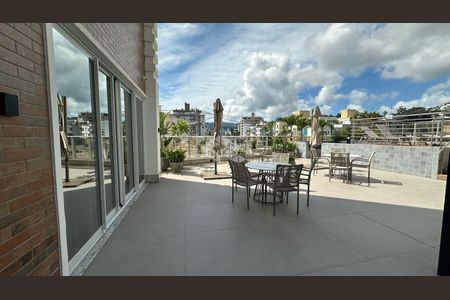 37_photo/9527385c73.7afcace885c8310e-ATLAS-e1ebb121-ad07-4e8b-b84e-80be6f763802.jpg de apartamento à venda com 2 quartos, 68m² em Trindade, Florianópolis