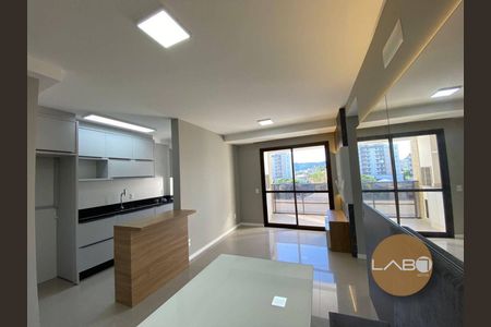 12_photo/9527385c75.7ee1b93386b586f5-ATLAS-6cf4e247-6e83-43d9-962e-238004dcc2a9.jpg de apartamento à venda com 2 quartos, 125m² em Trindade, Florianópolis