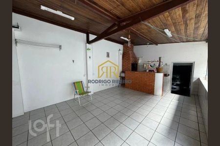 11_photo/9527385c85.80a7f3f1b00bd23a-ATLAS-8657adfe-1bf2-449b-84dd-c8ee9e7989ba.jpg de casa à venda com 3 quartos, 169m² em Trindade, Florianópolis