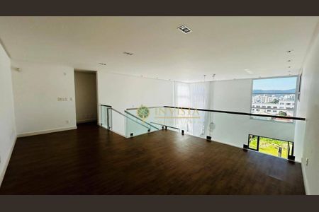 24_photo/9527385c9f.d83ba18c48a1246b-ATLAS-b0638e8b-0c2f-4ec5-9bdd-12b4babaabf9.jpg de casa à venda com 3 quartos, 414m² em Trindade, Florianópolis