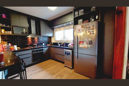 9_photo/9527385cb1.1c5055e6fed10d50-ATLAS-5c2f954b-bfeb-4a7c-8a78-ad9fdbcd6de9.jpg de casa à venda com 5 quartos, 345m² em Trindade, Florianópolis