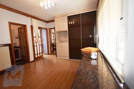 19_photo/9527385ce3.751bca41ac608a7d-ATLAS-6ed2af6f-e85f-4bc0-b171-7ad295579d62.jpg de casa à venda com 3 quartos, 166m² em Trindade, Florianópolis