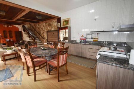 10_photo/9527385ce3.751bca41ac608a7d-ATLAS-ae6cd1a8-f3db-4ed6-a5dd-9715cf0b40d2.jpg de casa à venda com 3 quartos, 166m² em Trindade, Florianópolis