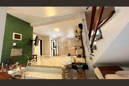 6_photo/9527385ce3.fc3124ead6c5d417-ATLAS-21f15b17-3c6b-4ec0-bbe4-cb6d232ba16b.jpg de casa para alugar com 5 quartos, 240m² em Trindade, Florianópolis