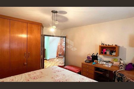 6_photo/9527385ce3.fc3124ead6c5d417-ATLAS-4c9f5ebe-a11d-4b05-beec-8b603ffc34e8.jpg de casa para alugar com 5 quartos, 240m² em Trindade, Florianópolis