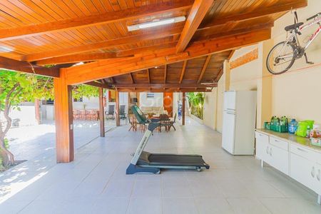 49_photo/9527385cf7.671b3960e7484b54-ATLAS-8d2565ec-21bb-4984-ab89-b572cc2b2fef.jpg de casa para alugar com 5 quartos, 235m² em Trindade, Florianópolis