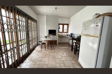 25_photo/9527385cfb.28f6ec5d72603be5-ATLAS-0d00fff4-fcfb-4bd2-bfe3-4c05a8729e29.jpg de casa à venda com 4 quartos, 320m² em Trindade, Florianópolis