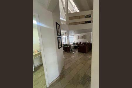 4_photo/9527385d03.6e7385e9f1616d4e-ATLAS-0c2df3ae-edab-4616-ba00-8be264651d19.jpg de casa à venda com 4 quartos, 370m² em Trindade, Florianópolis