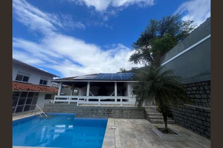 8_photo/9527385d03.6e7385e9f1616d4e-ATLAS-161fbfda-1966-4ee3-8524-825e3aedc489.jpg de casa à venda com 4 quartos, 370m² em Trindade, Florianópolis