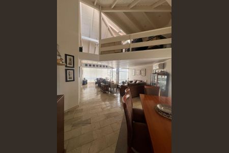 12_photo/9527385d03.6e7385e9f1616d4e-ATLAS-3e61f96c-8de2-4dbd-b382-9569ebdaa8ff.jpg de casa à venda com 4 quartos, 370m² em Trindade, Florianópolis