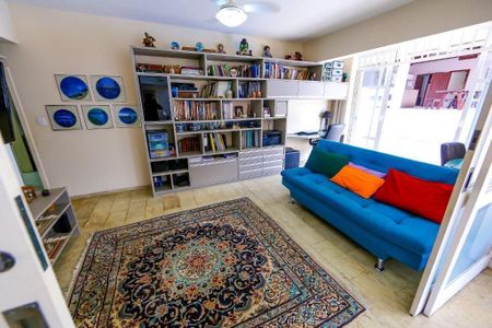 5_photo/9527385d03.7d44486df2fbe63f-ATLAS-2bbe94c5-e705-4a09-afae-5efa0448f07e.jpg de casa à venda com 4 quartos, 370m² em Trindade, Florianópolis