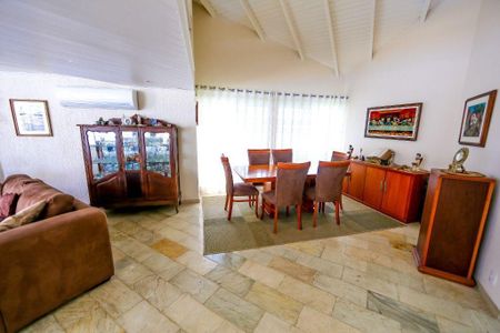 7_photo/9527385d03.7d44486df2fbe63f-ATLAS-3668f9fd-ebae-4a9e-84ad-b8ba32066e39.jpg de casa à venda com 4 quartos, 370m² em Trindade, Florianópolis