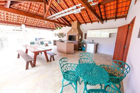 1_photo/9527385d03.7d44486df2fbe63f-ATLAS-8ffce4d7-cc92-4bd5-ba7e-a899048e0192.jpg de casa à venda com 4 quartos, 370m² em Trindade, Florianópolis