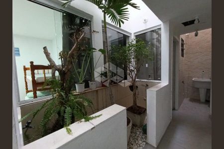 12_photo/9527385d0b.d27d3e60de41a293-ATLAS-a8f819c7-d97d-443e-a0ab-dd52cba5cd11.jpg de apartamento para alugar com 1 quarto, 30m² em Trindade, Florianópolis