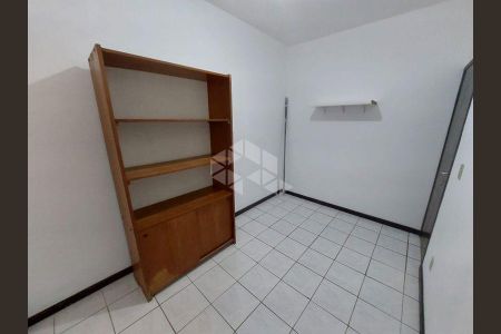 2_photo/9527385d2f.9612c2c0390caf5f-ATLAS-0b451d24-41b2-47d7-aaf2-08625fa3891d.jpg de casa para alugar com 2 quartos, 50m² em Trindade, Florianópolis