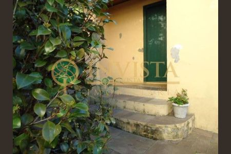 2_photo/9527385d99.ab9d896be0e39e09-ATLAS-13033c92-073b-4e74-8b7f-cea962d8f57e.jpg de casa à venda com 4 quartos, 1m² em Trindade, Florianópolis