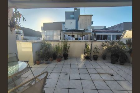 2_photo/9527385d9f.49c40a4e0c1b1036-ATLAS-42eff5dc-a69f-4f65-bbe0-c3e2e709b5a8.jpg de apartamento à venda com 3 quartos, 95m² em Trindade, Florianópolis