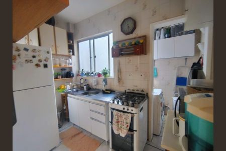 3_photo/9527385d9f.49c40a4e0c1b1036-ATLAS-daef8481-5dcf-4c96-acb3-bc2a8697bedb.jpg de apartamento à venda com 3 quartos, 95m² em Trindade, Florianópolis