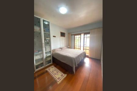 12_photo/9527385da5.aafc750051720c32-ATLAS-91f0b819-3eee-4e78-b60d-8bbca5a84469.jpg de casa à venda com 4 quartos, 315m² em Trindade, Florianópolis