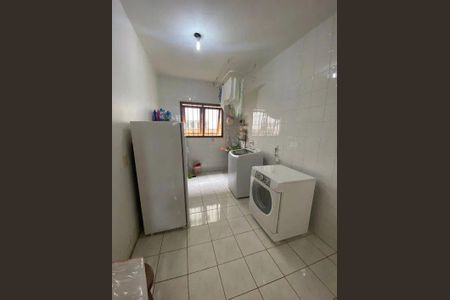 2_photo/9527385da5.f861ecc718bdcbd7-ATLAS-0526bd8f-28fd-4e68-98b2-805e7423bd7f.jpg de casa à venda com 4 quartos, 315m² em Trindade, Florianópolis