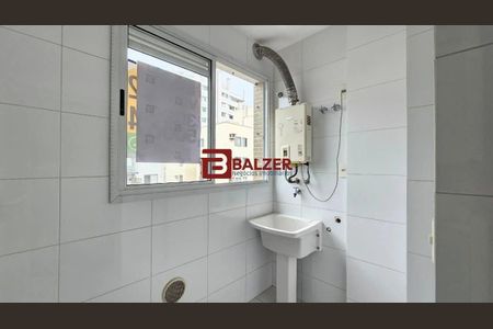 7_photo/9527385db3.ceff8192393c33de-ATLAS-5eea4196-a99c-40f3-b5dc-5dac9d8d8441.jpg de apartamento à venda com 2 quartos, 92m² em Trindade, Florianópolis