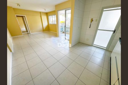 3_photo/9527385dcf.65eb5ceb4e193f27-ATLAS-8915bb2a-c3f6-4490-9472-b9fe1afc5daf.jpg de apartamento à venda com 2 quartos, 67m² em Trindade, Florianópolis