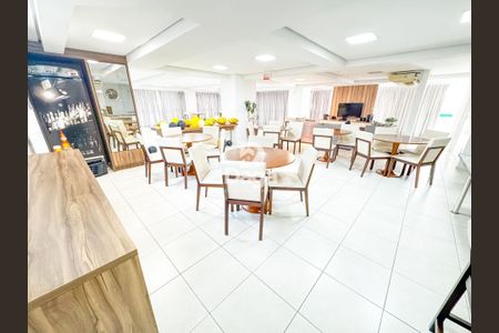25_photo/9527385dcf.65eb5ceb4e193f27-ATLAS-fda4b756-c314-400e-96a6-d4702a7821bd.jpg de apartamento à venda com 2 quartos, 67m² em Trindade, Florianópolis