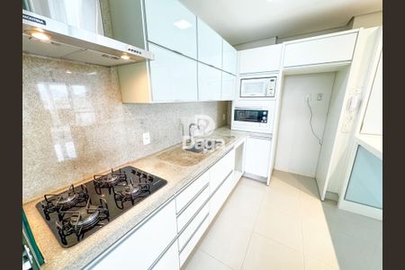 12_photo/9527386769.b213041e6d1df582-ATLAS-4ebdfbfe-8a60-43cf-9190-16d2c9f1b6e4.jpg de apartamento à venda com 3 quartos, 86m² em Trindade, Florianópolis