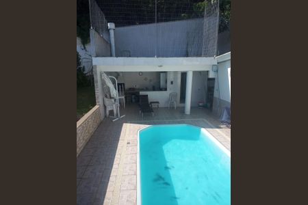 4_photo/9527386a05.dd63bef89a0f751f-ATLAS-e17455fb-3eca-4382-8512-3e7c0f5befef.jpg de casa à venda com 3 quartos, 173m² em Centro, Florianópolis