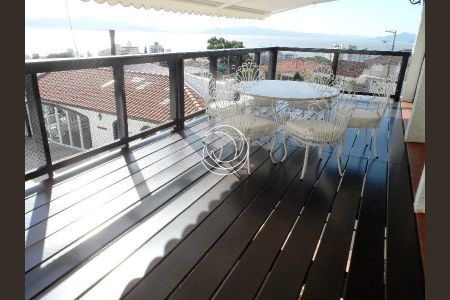 16_photo/9527386a43.18d35e9b3b089d06-ATLAS-9fab681c-6279-4a3a-b452-3b4d3cd920a2.jpg de casa à venda com 3 quartos, 700m² em Centro, Florianópolis