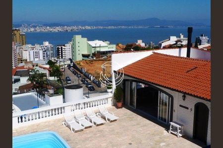 34_photo/9527386a43.18d35e9b3b089d06-ATLAS-c33d00d0-5652-48b8-ac4c-bc0f8fe8c23b.jpg de casa à venda com 3 quartos, 700m² em Centro, Florianópolis