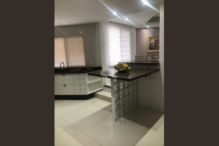 22_photo/9527386a6d.59b9fa3339c8dcb8-ATLAS-82e9badd-588c-4520-840f-2a0af2bd0b99.jpg de casa à venda com 4 quartos, 300m² em Centro, Florianópolis
